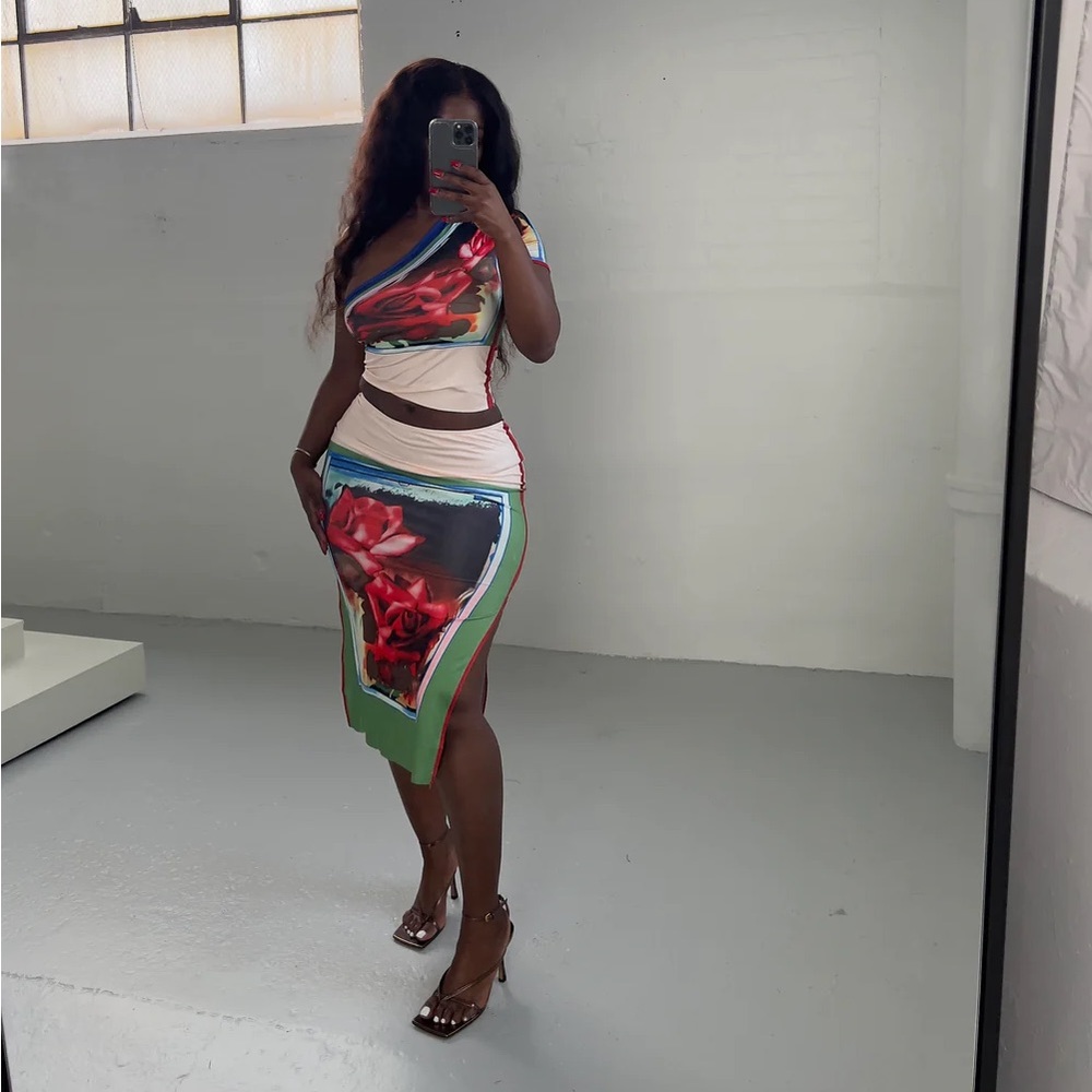 Izara Skirt Set